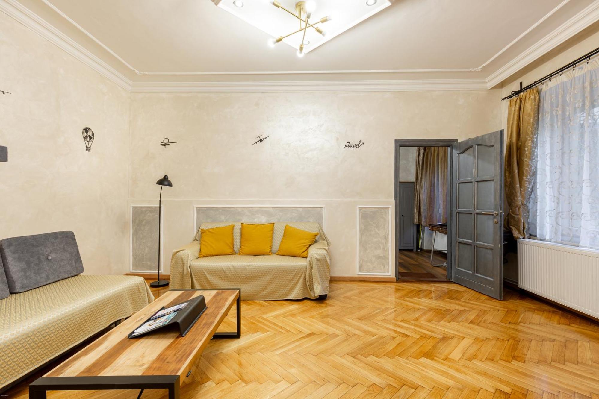 Апартаменты Mari&Emi Flat In Corvin Будапешт Экстерьер фото