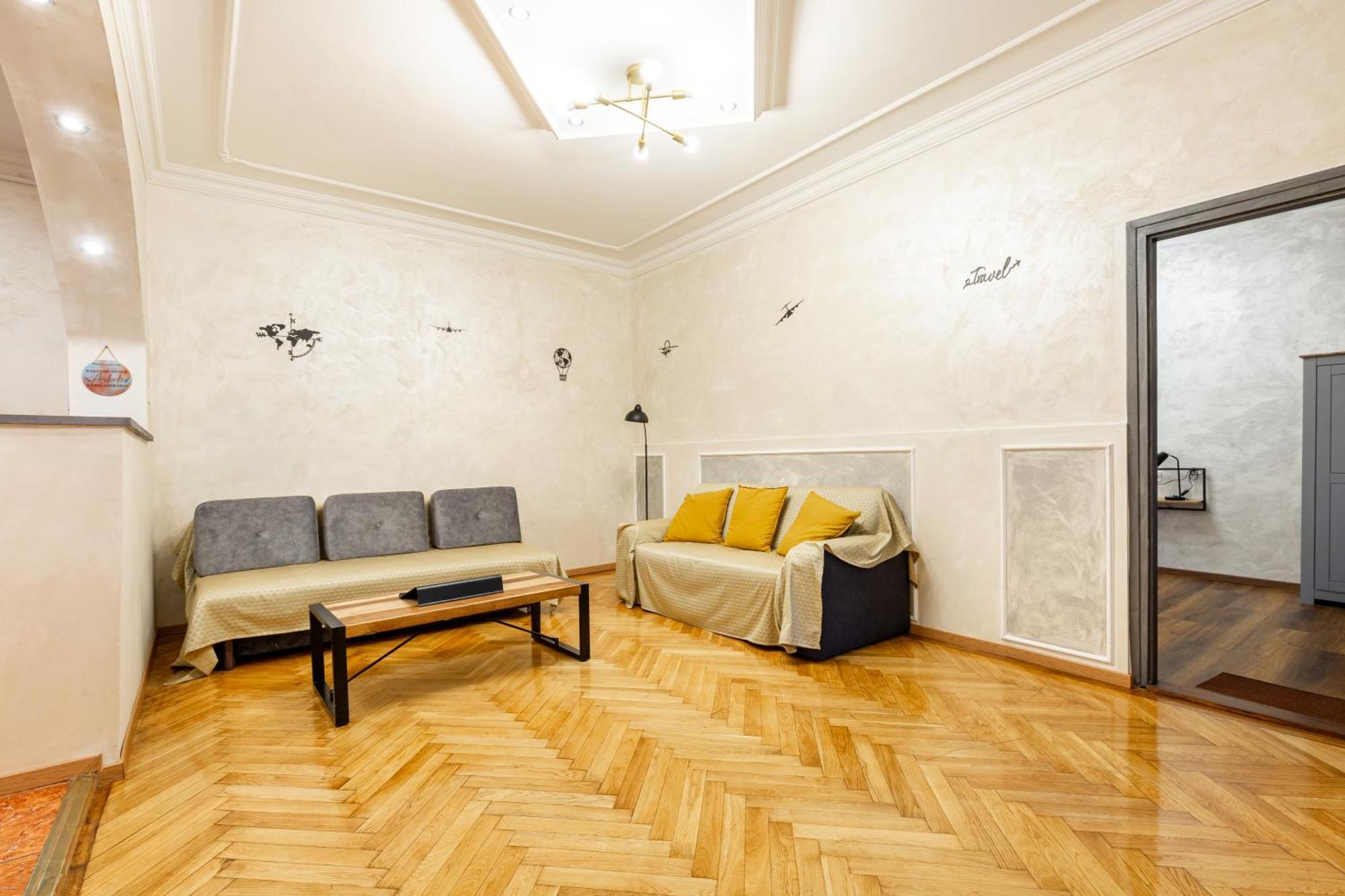 Апартаменты Mari&Emi Flat In Corvin Будапешт Экстерьер фото